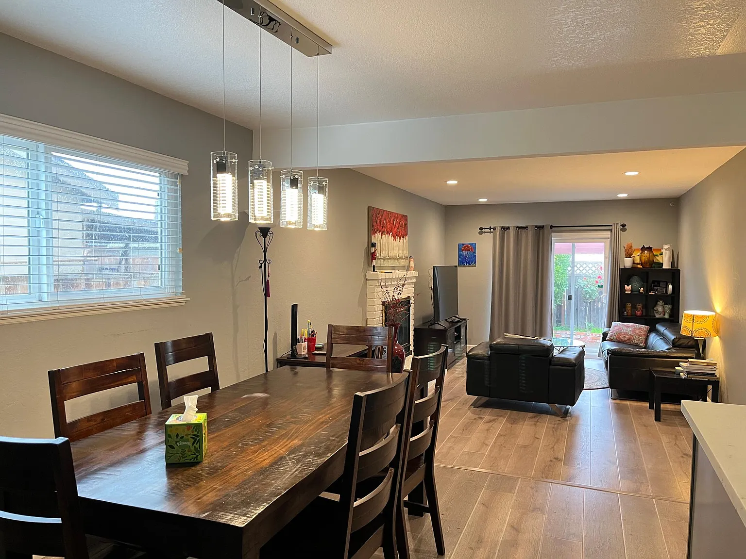 35767 Caxton Pl — Photo 2