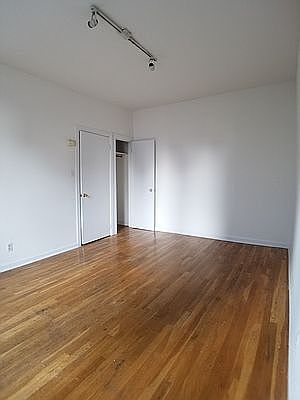 5th image of 515 Clinton Ave #16