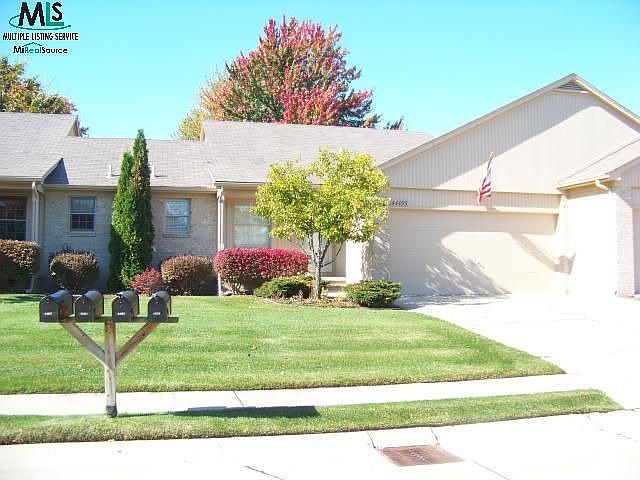 1st image of 44095 Leeland Dr