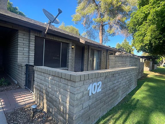 3rd image of 102 W Loma Vista Dr APT 101