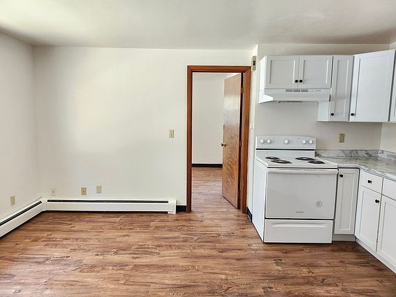 5th image of 822 Marvelle Ln #B