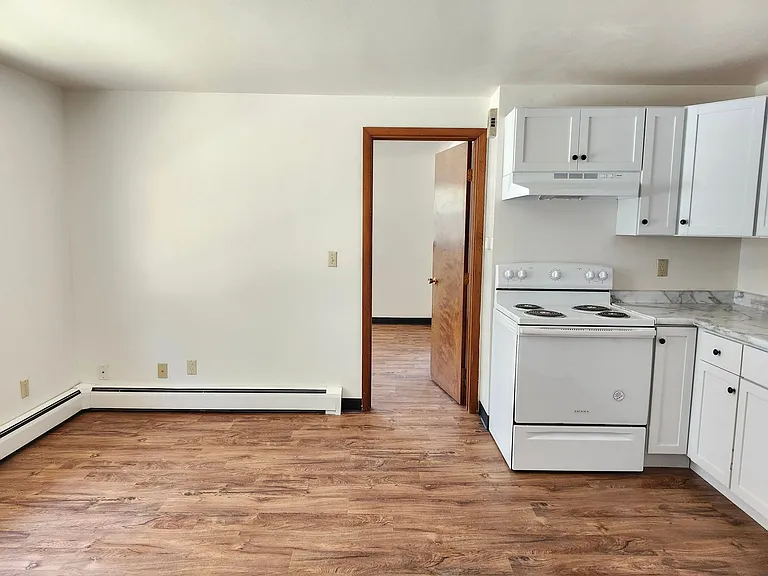 822 Marvelle Ln — Photo 5