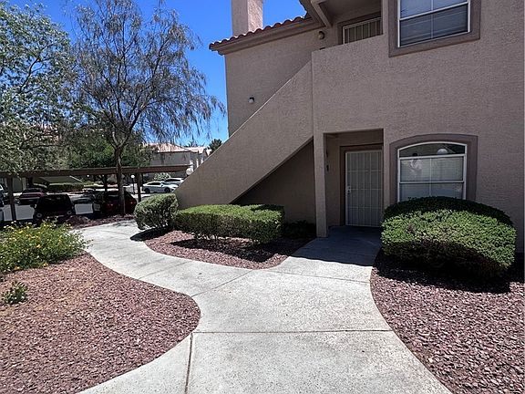 3rd image of 5415 W Harmon Ave Unit 1076