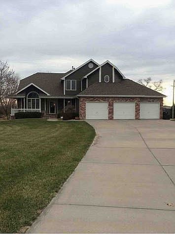 1st image of 9885 Cinnamon Dr