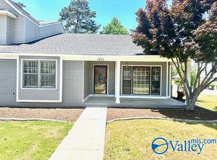 1901 W Brownstone Ct SW, Decatur, AL 35603