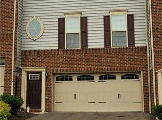 504 Aprilmae Way, Pittsburgh, PA 15237