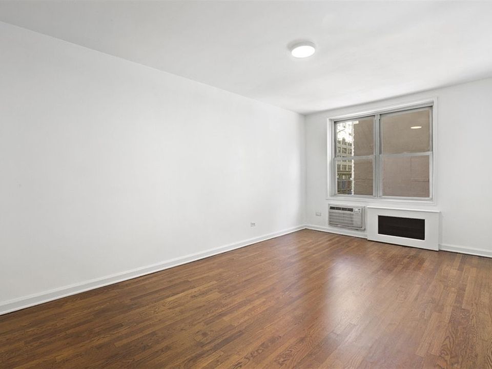 2nd image of 101 W 23rd St APT 3H