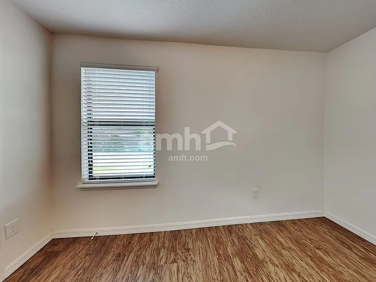 11861 Thicket Wood Dr — Photo 20