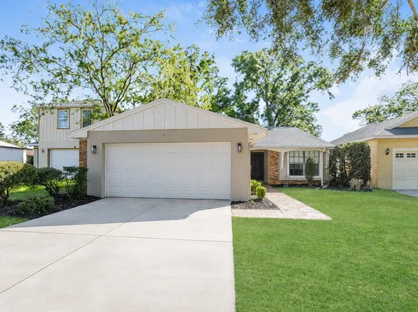 4 Orange Blossom Dr, Eustis, FL 32726