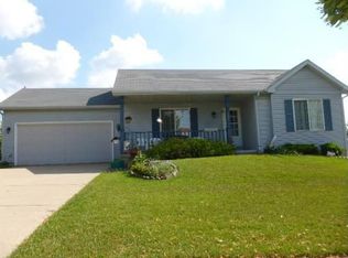 941 Vista Ridge Dr, Mount Horeb, WI 53572