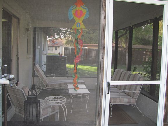 4th image of 221 Maler Dr