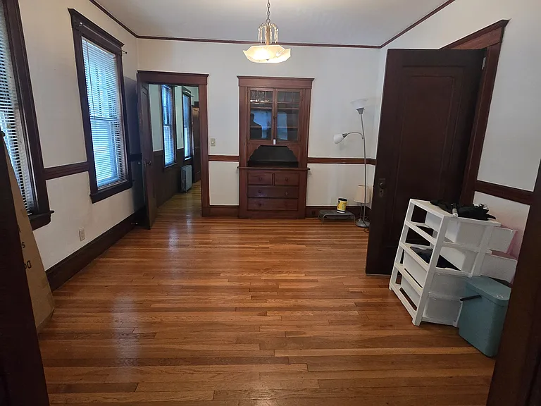 81-83 Adamson St #1 — Photo 5