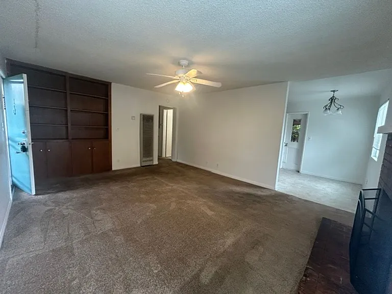 221 W Anapamu St — Photo 2