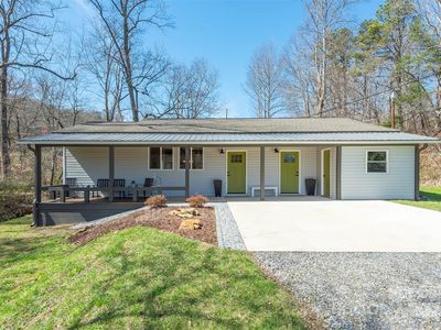 246 Miller Rd, Fairview, NC, 28730