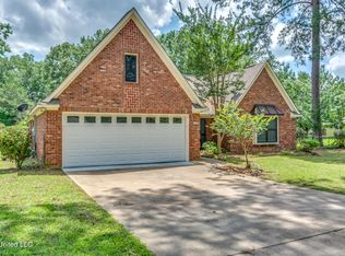 305 Thomas St, Richland, MS 39218