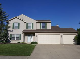 430 Ridge Hill Pl, Fort Wayne, IN 46804