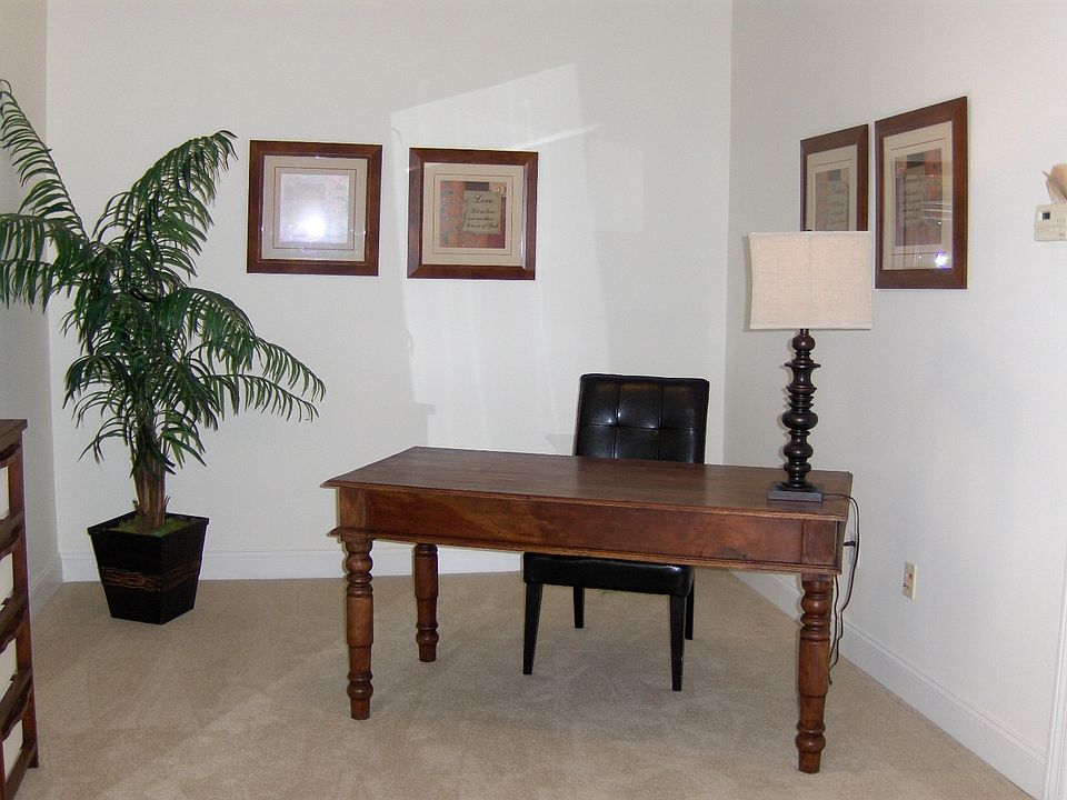 Bonus/Unfurnished