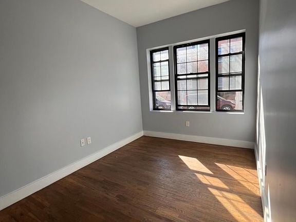 5th image of 92 Martin Luther King Jr Dr Unit A