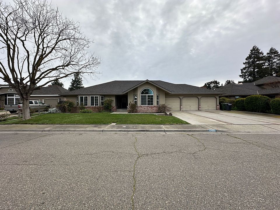 1st image of 1780 Paddock Ln