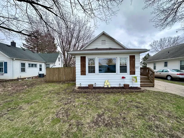 517 14th Ave, Rock Falls, IL 61071
