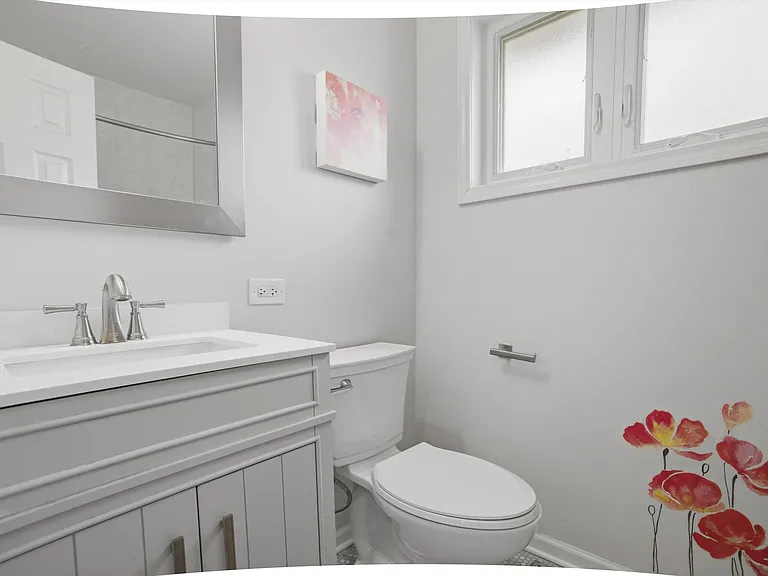 8912 Windsor Ln — Photo 25