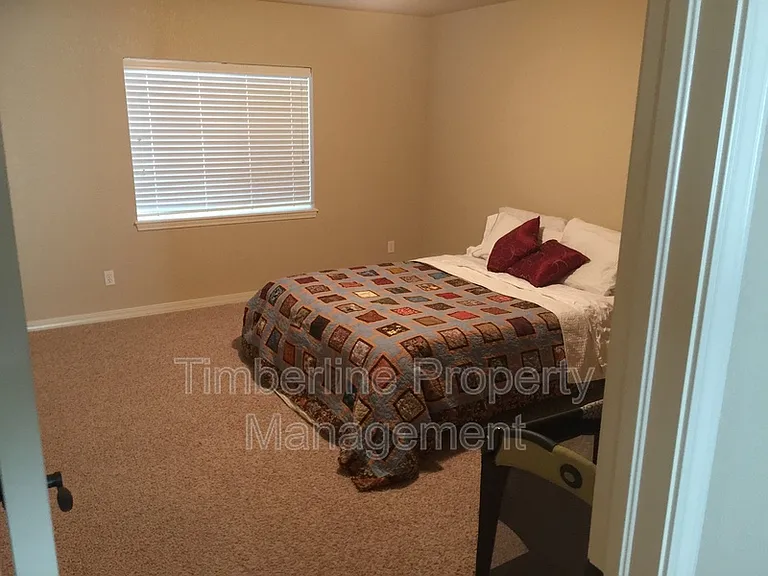 5751 Cisco Dr — Photo 14