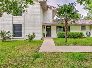 7729 Woodside Hl, Fort Worth, TX 76179