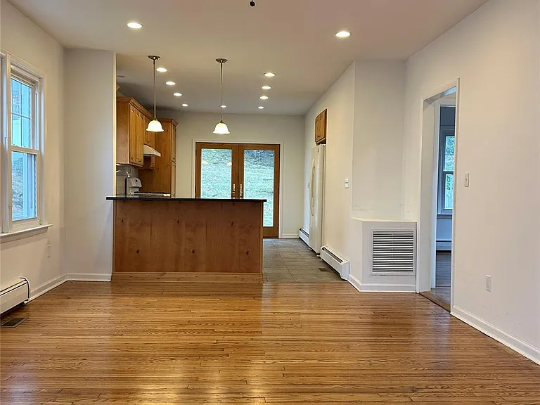 37 Church St #1 — Photo 2