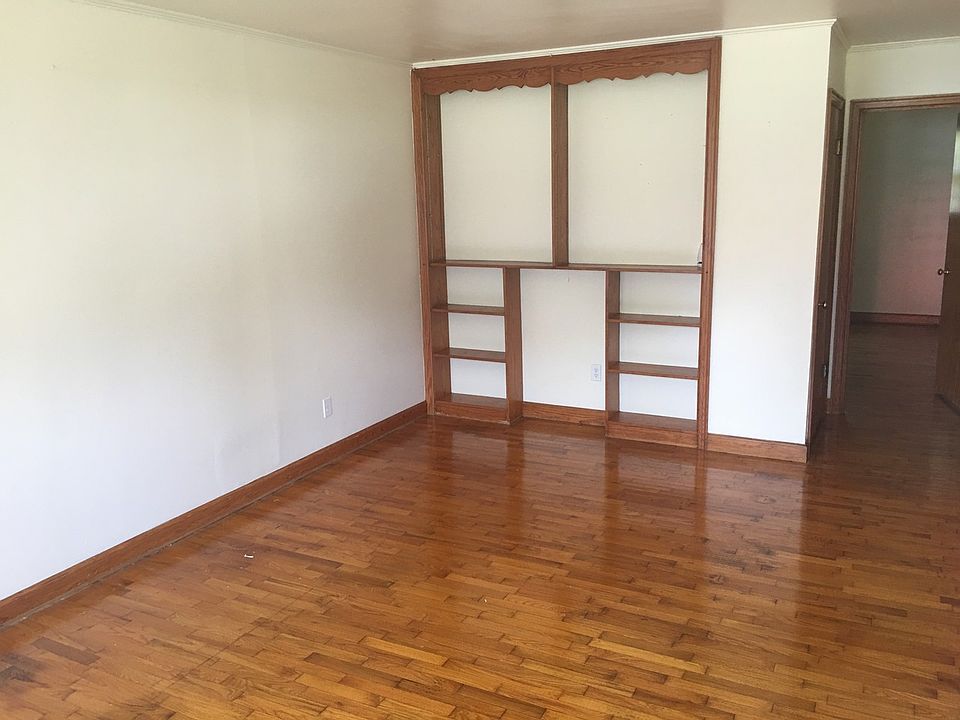 1st image of 316 Oak St