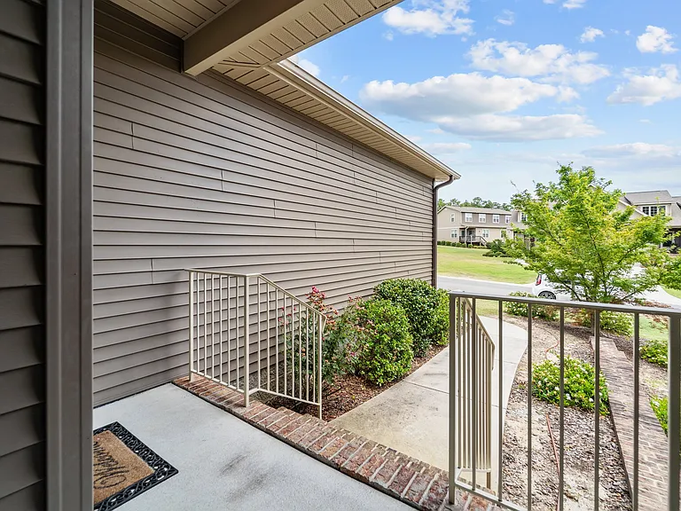 118 Cypress Cir — Photo 15