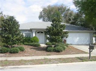 511 Forest Trace Dr, Deland, FL 32720