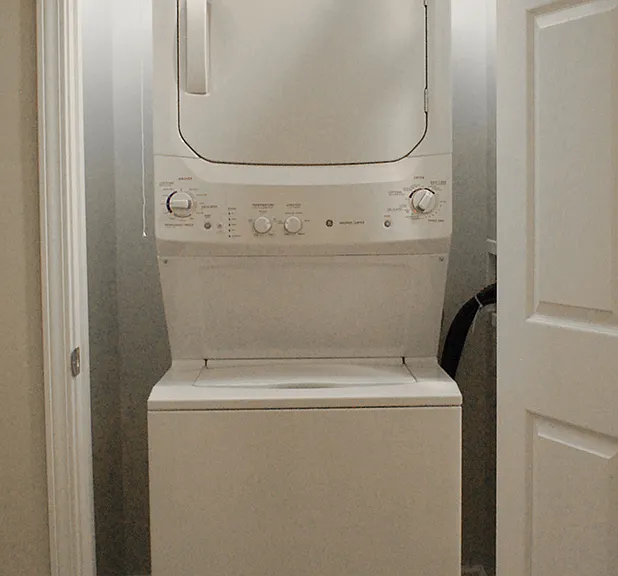 East Bay II Apartments — Photo 17