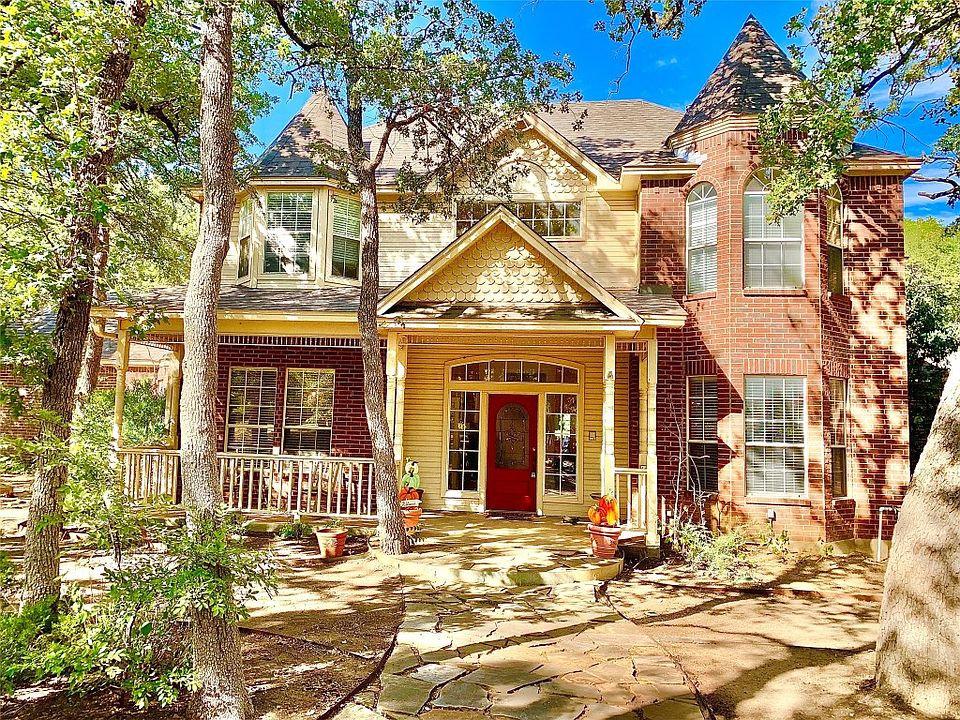 1st image of 203 Old Alton Dr