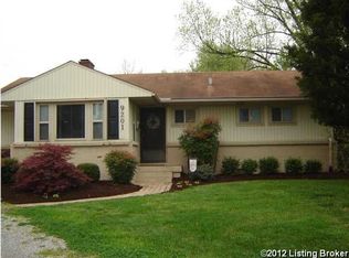 9201 Whipps Mill Rd, Lyndon, KY 40242