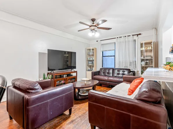 30-83 Crescent Street image 6 of 17