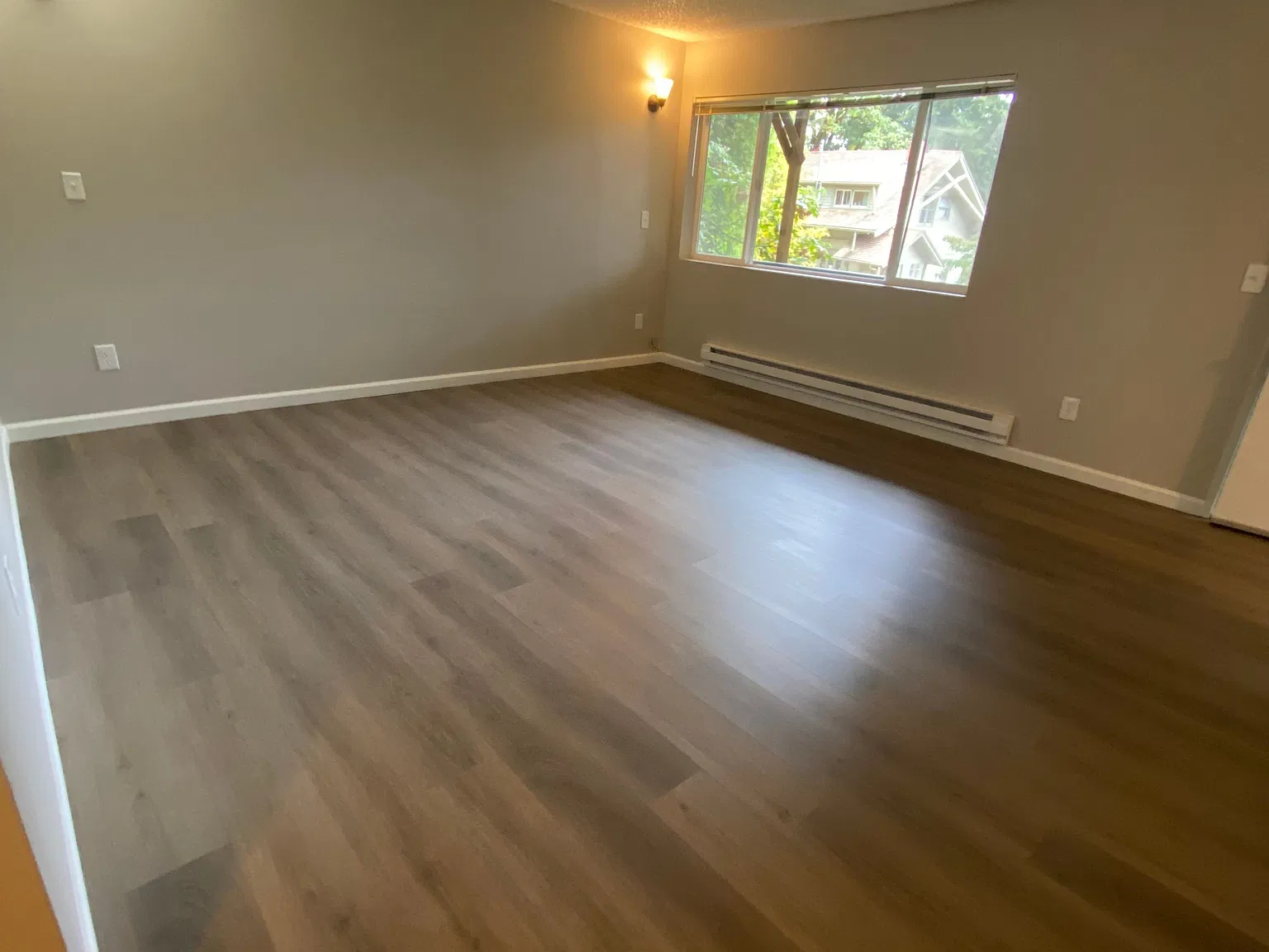 2 bed, 825 sqft, $1,500 — Photo 3