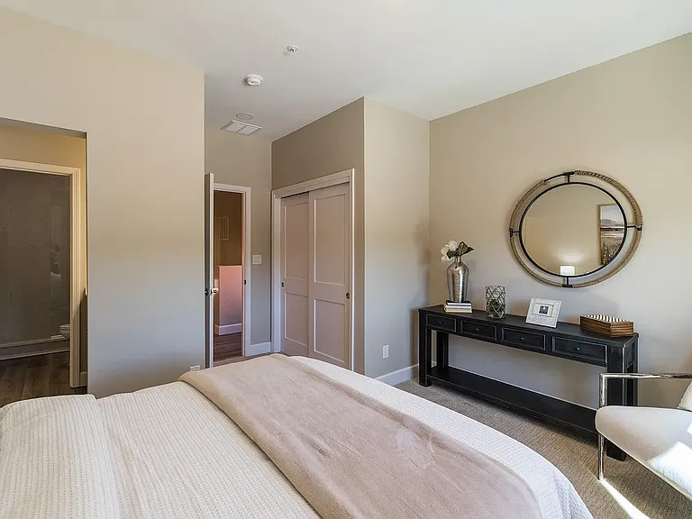 742 Avenida Veracruz — Photo 17