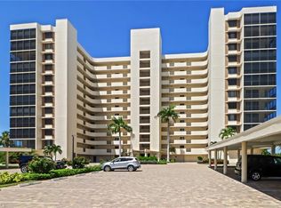 15 Bluebill Ave APT 604, Naples, FL 34108