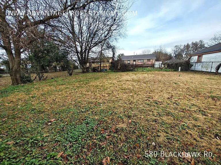 580 Blackhawk Rd — Photo 9