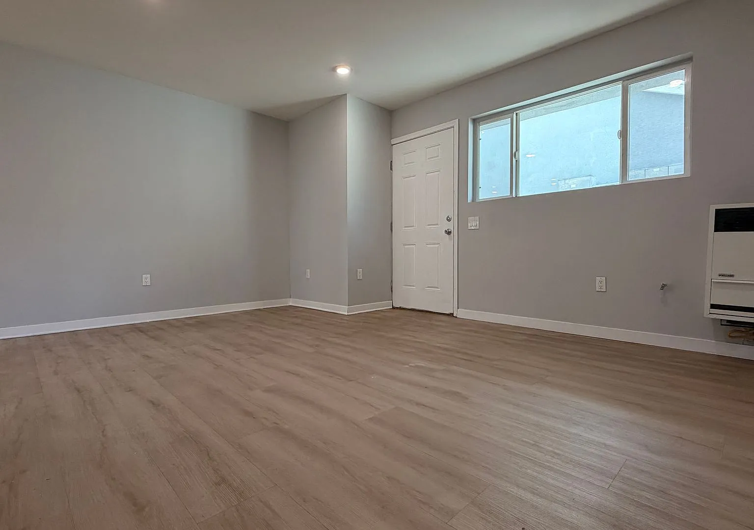 923 W 75th St., LLC — Photo 2