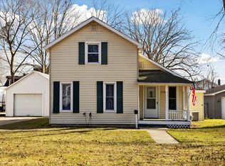 223 Maple St, Lowell, MI 49331