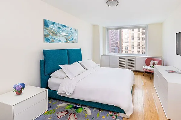 Rented by Douglas Elliman | media 2