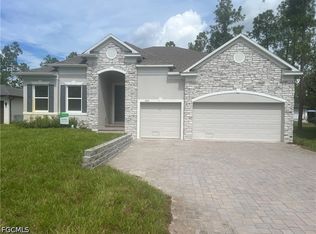 4725 24th Ave SE, Naples, FL 34117