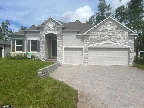 4725 24th Ave SE, Naples, FL 34117