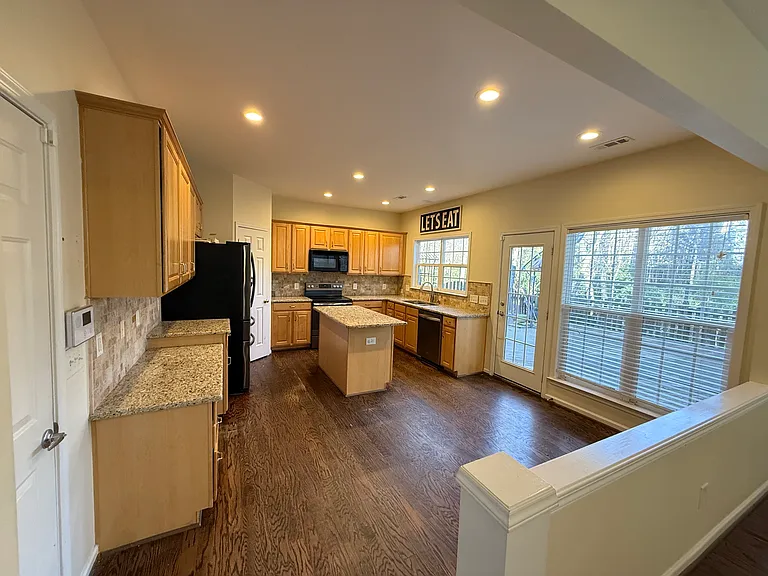 9530 Oswald Ln — Photo 40