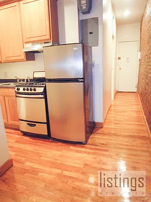 Rented by City Connections Realty | media 16