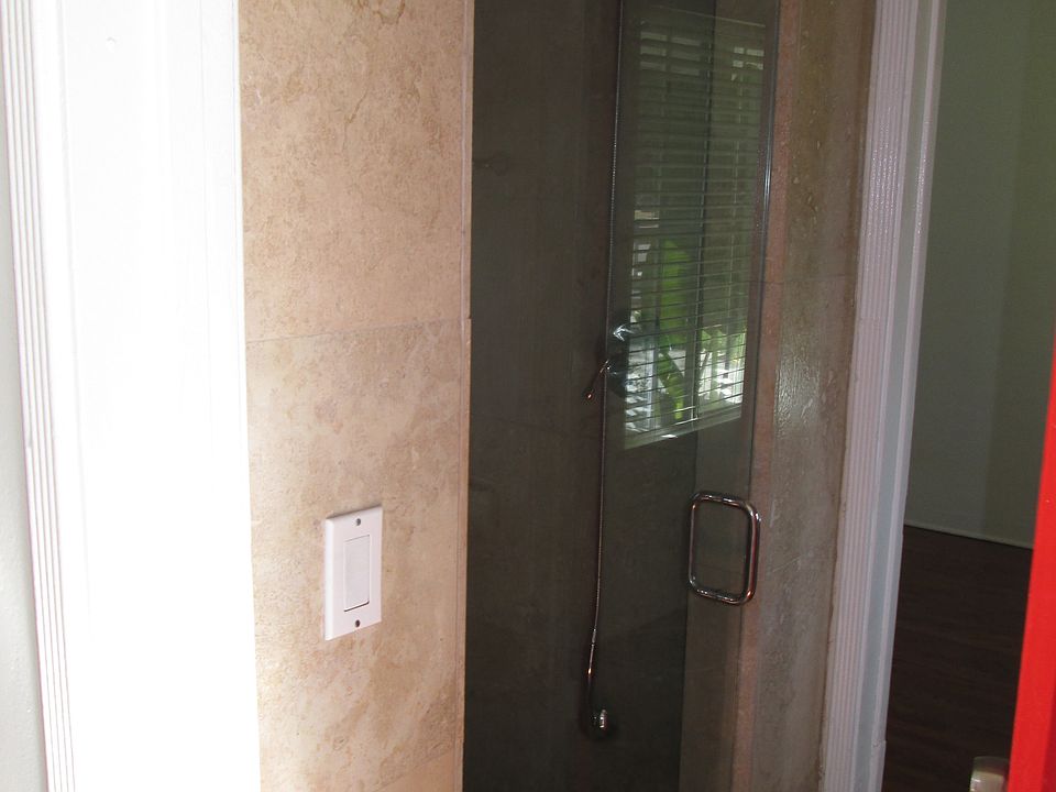 bath and shower door