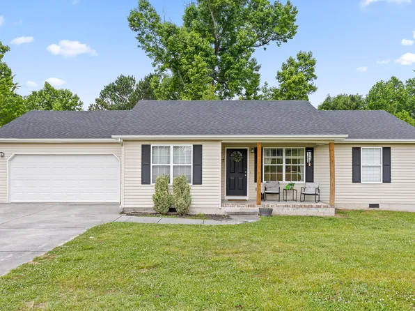 38 Concord Dr, Rock Spring, GA 30739