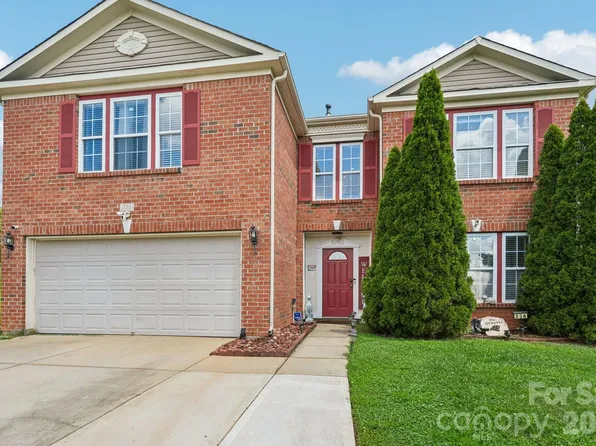 336 Farm Springs Dr, Mount Holly, NC 28120