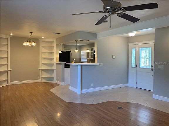 3rd image of 5411 Kingswood Dr